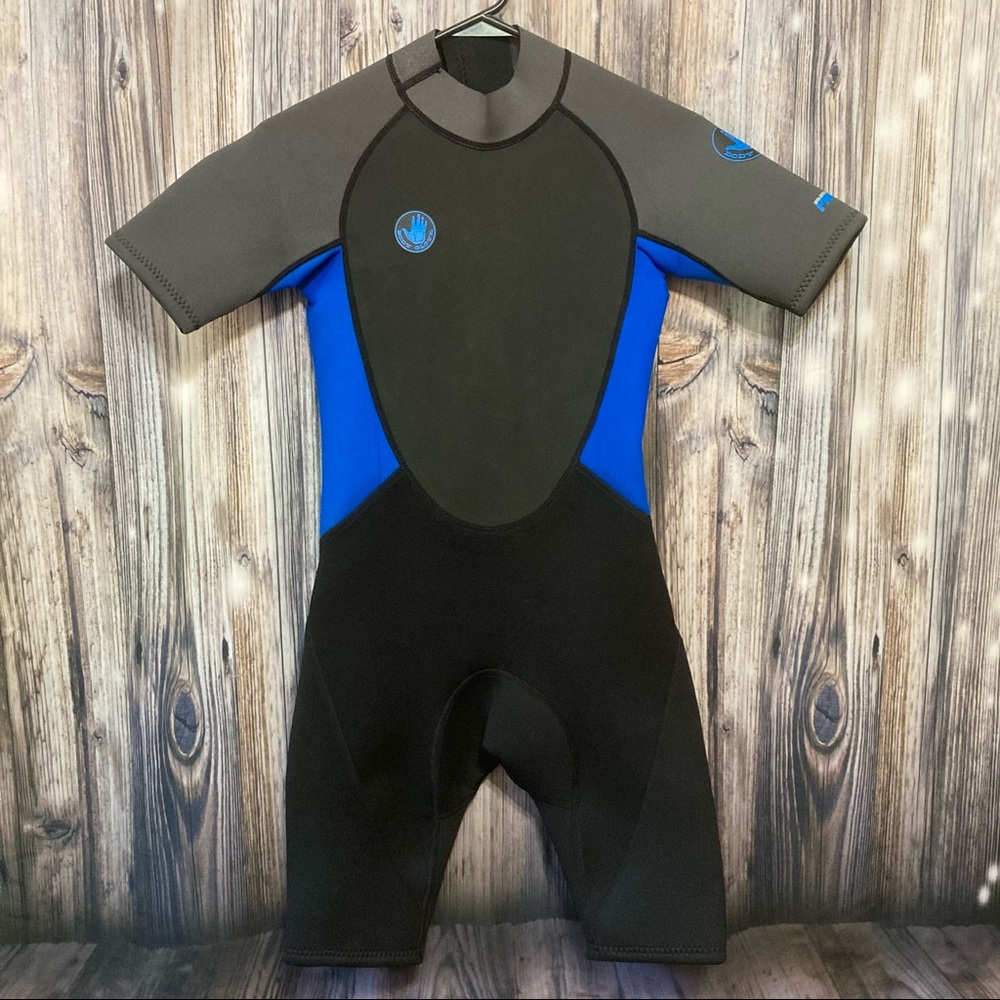 NWT Body Glove Youth Medium WetSuit